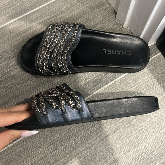 Chanel slides - Picture 5 of 7
